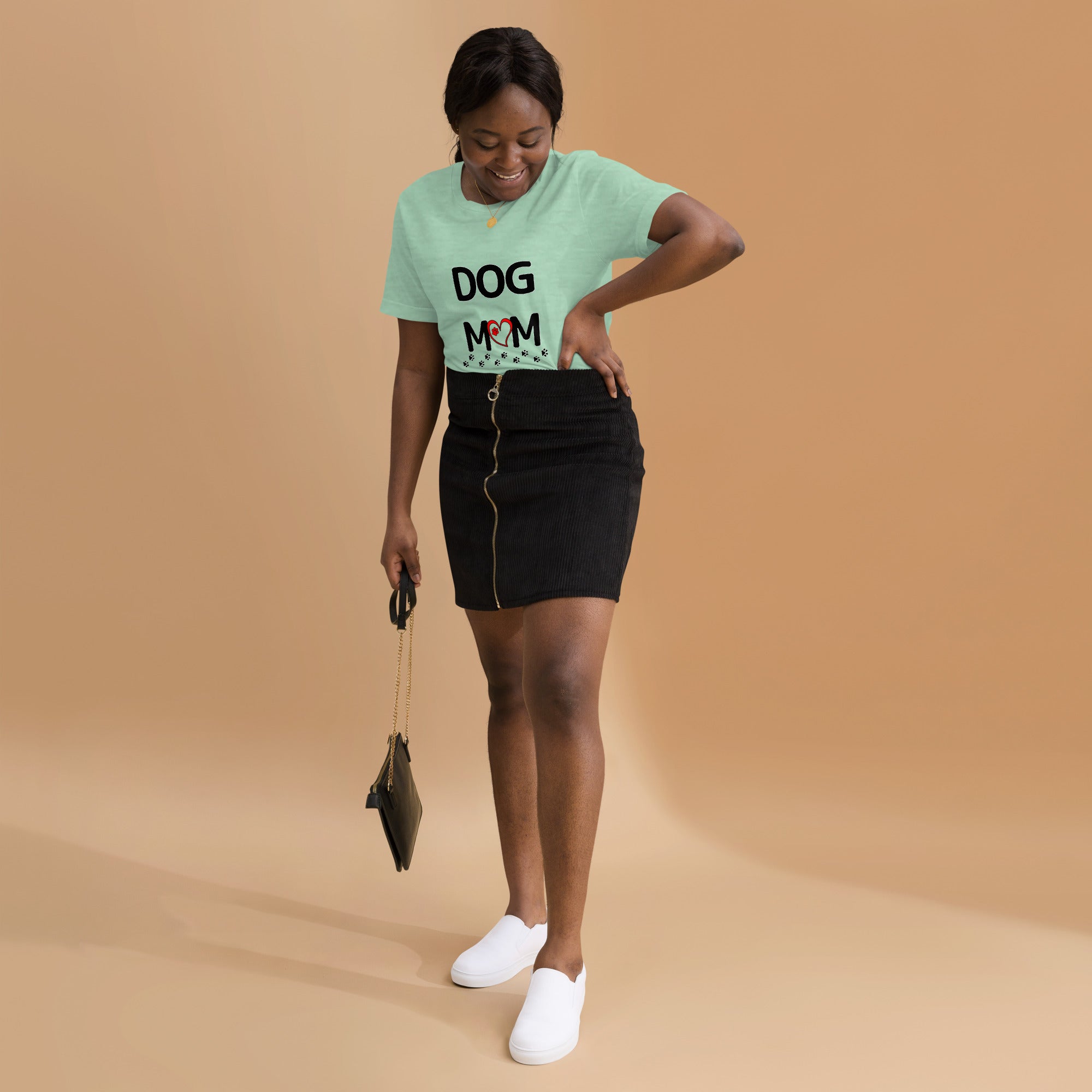 Dog Mom Tee